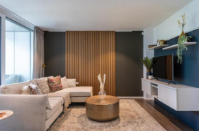 The Wandsworth Wonder - Lovely 3BDR with Balcony and Study Room